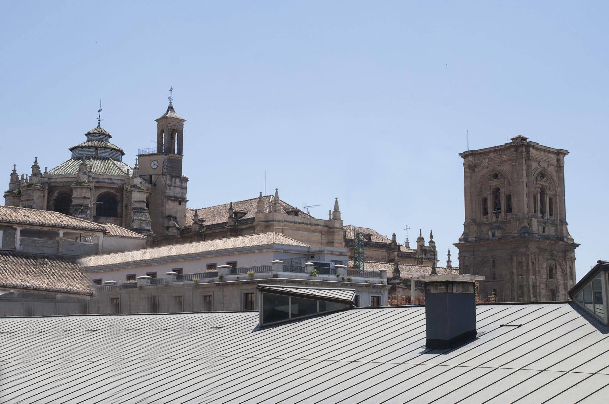 Apartamentos Catedral Plaza 3000 Granada Luaran gambar